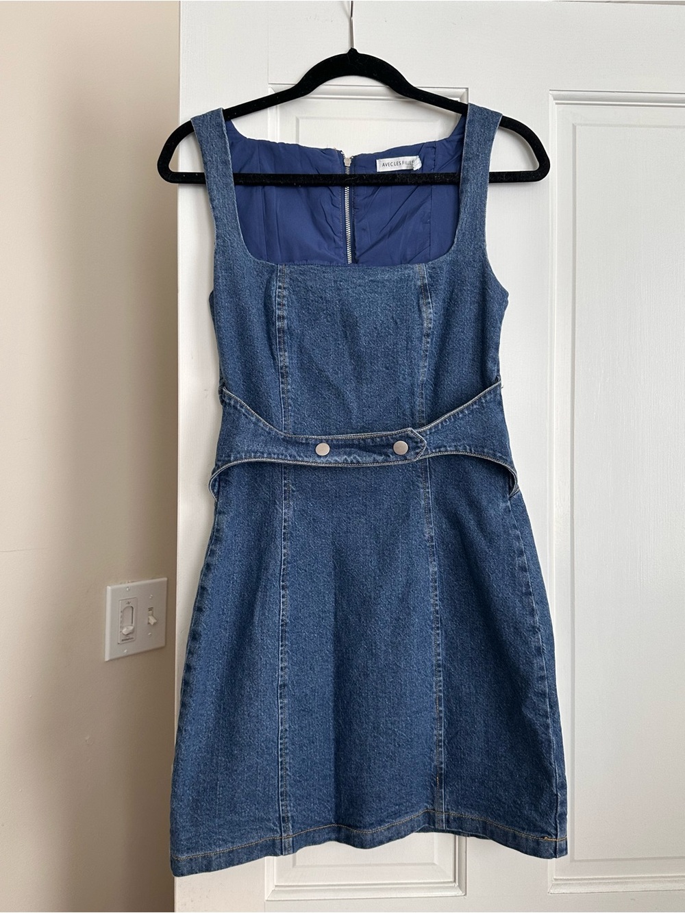 Sz 0 avec Les filles denim mini dress